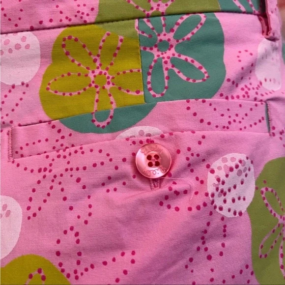 ❣️Lilly Pulitzer White Label Sand Trap Print Shorts❣️ - Picture 6 of 9